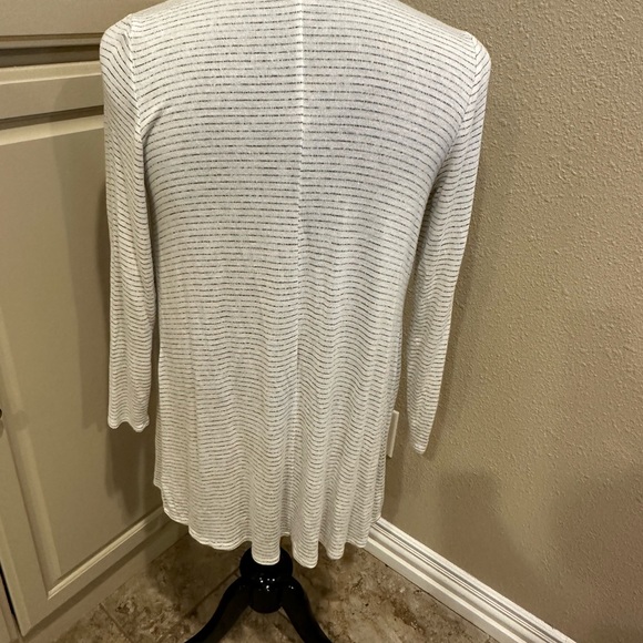 Knox Rose open cardigan - Picture 2 of 4